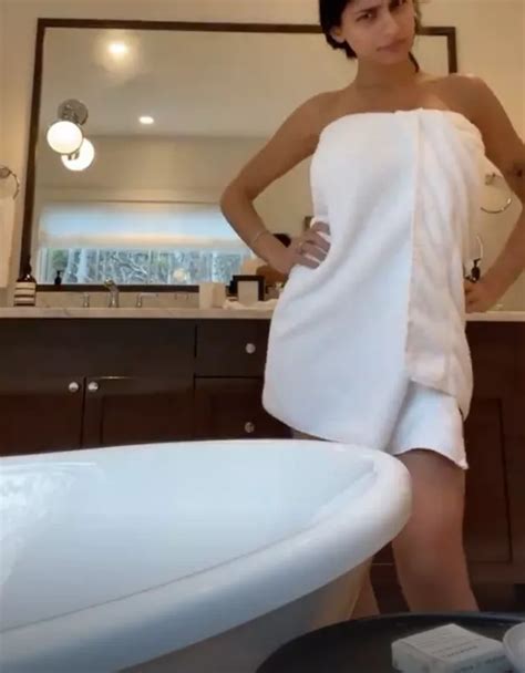 Mia Khalifa In Bath Porn Videos. Showing 1-32 of 57442. 12:02. MIA KHALIFA - Arab Babe Suckin' & Fuckin' In The Bathroom. Mia Khalifa. 25.9M views. 84%. 10:39. MIA KHALIFA - My First Bang Bros Scene In A Tub With Sean Lawless! 
